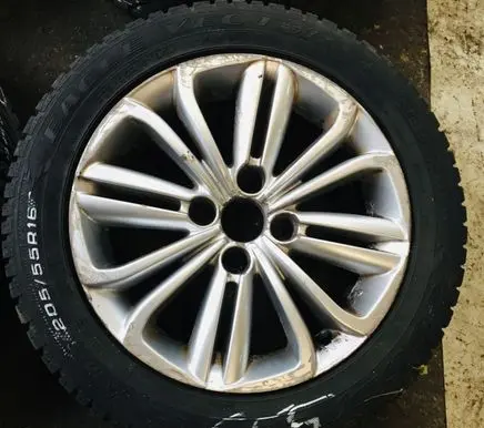 Citroen C4 II R16 alloy rim 