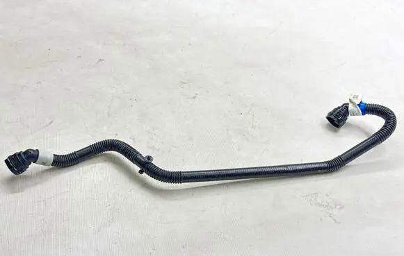 Tesla Model Y Juniper Electric car engine cooling hoses/pipes 150134500B FRN25238034209