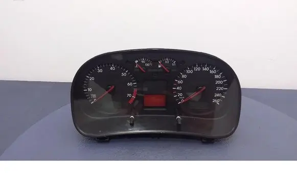 Volkswagen Golf IV Speedometer (instrument cluster) 1J0920826A