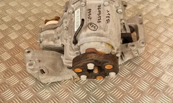 BMW X1 E84 Gearbox transfer box case 7619176
