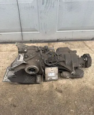 BMW X1 F48 F49 Gearbox transfer box case 33108655341 8655341