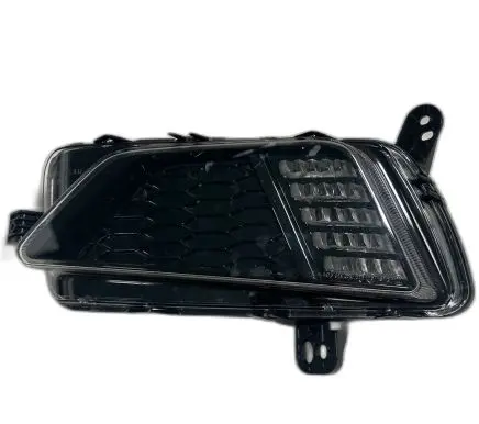 Volkswagen Polo VI Headlight/headlamp