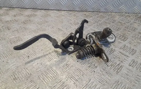 BMW 3 E46 Engine bonnet (hood) release handle