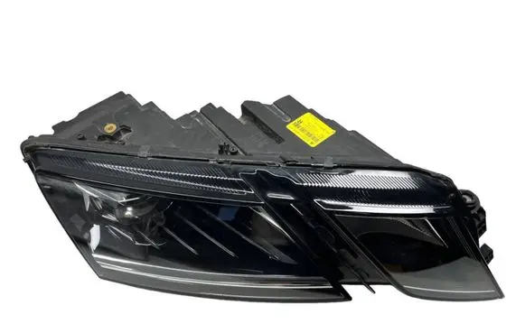 Skoda Octavia Mk3 (5E) Headlight/headlamp 5E1941016E 030110423207