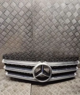 Mercedes-Benz GLK (X204) Front grill a2048801583