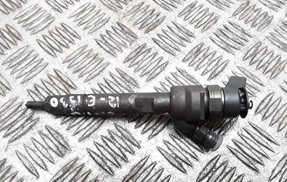 BMW 1 E82 E88 Fuel injector 0445110289 7798446