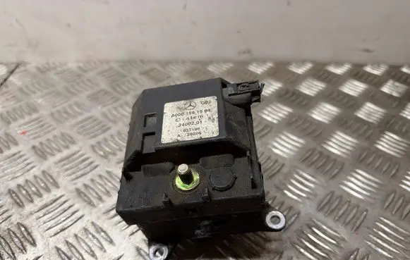 Mercedes-Benz C W203 Coolant heater A0001591904