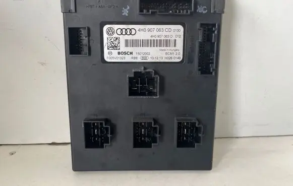 Volkswagen Touareg II Comfort/convenience module 4H0907063CD