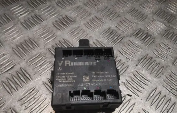 Mercedes-Benz CLA C117 X117 W117 Door control unit/module 1669005811 A1669005811