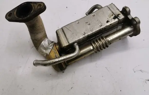 Mazda CX-7 EGR valve cooler R2AX20304 01J10A000066