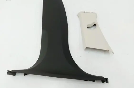 BMW iX1 (C) pillar trim 9462133
