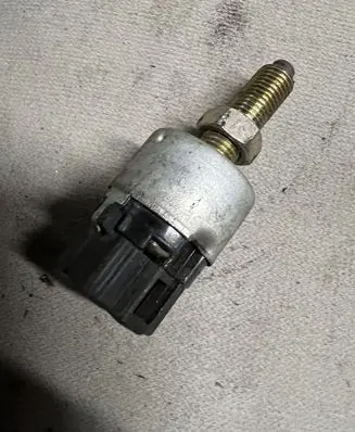 Opel Frontera B Brake pedal sensor switch