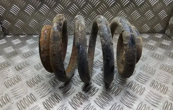 Volkswagen Multivan T5 Rear coil spring