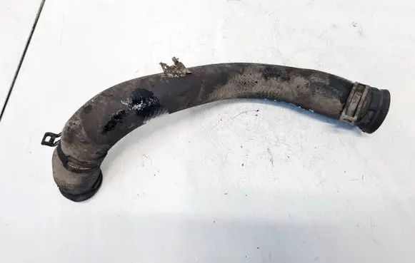 Dodge Magnum Engine coolant pipe/hose