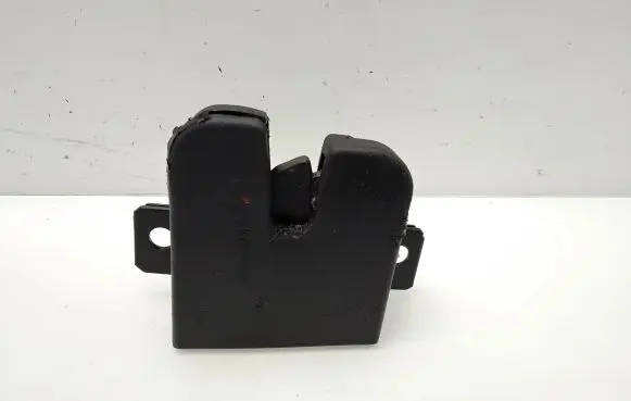 Loading door lock