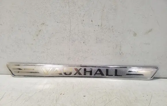 Opel Ampera Front sill trim cover
