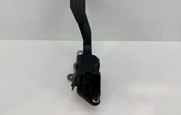Suzuki Ignis Accelerator throttle pedal 4940062R90