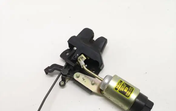 Tailgate/trunk/boot lock/catch/latch