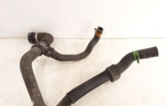 Renault Laguna III Engine coolant pipe/hose 924000057R
