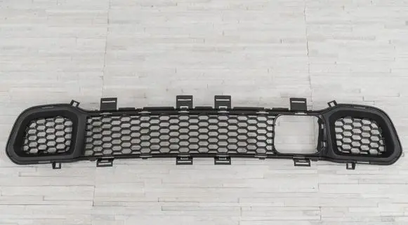 Jeep Cherokee KL Front bumper lower grill 68203217AA