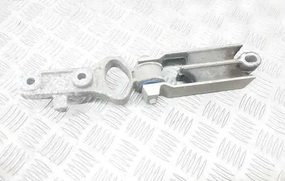 Volvo XC60 Engine mount bracket 9487476