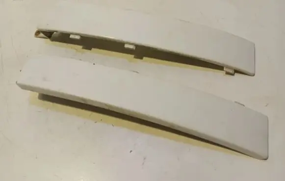 Skoda Octavia Mk1 (1U) Rear/tail light trim molding 1U6813345 1U6813346