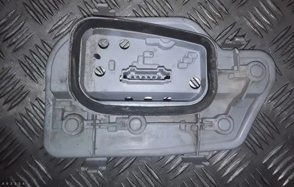 Volkswagen Polo Tail light bulb cover holder 6q6945258a