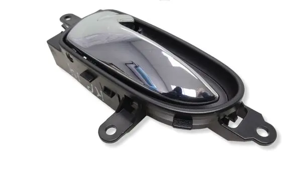 Nissan Leaf II (ZE1) Front door interior handle 