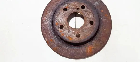 Toyota Auris 150 Rear brake disc neventiliuojamas