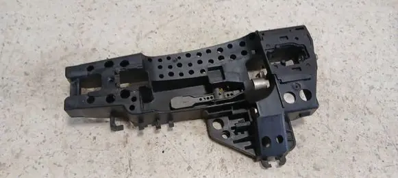 Audi A4 S4 B8 8K Front door exterior handle/bracket 8T0837885A