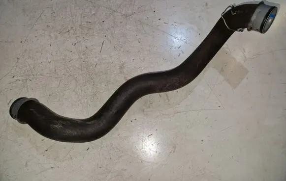 Mercedes-Benz E W212 Intercooler hose/pipe