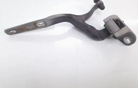 Mercedes-Benz E W211 Tailgate/trunk/boot hinge