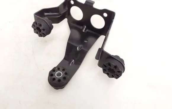 BMW 3 G20 G21 ABS pump bracket 6877731