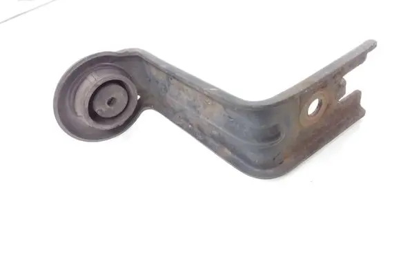 Toyota Avensis T270 Radiator mount bracket 065230r010