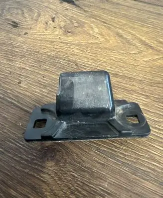 Renault Master III Sliding door middle rail 824766422R
