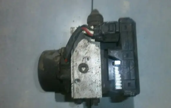 Mitsubishi Galant ABS Pump 437a509800064 x2t31972m7106