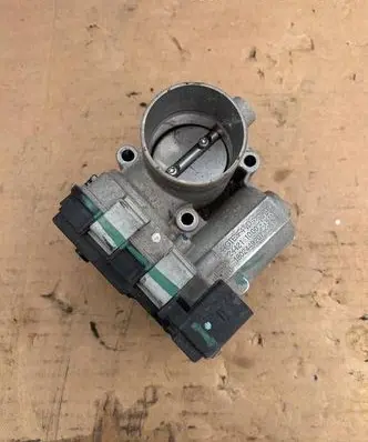 Fiat 500 Throttle body valve 44GTE3F4