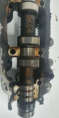 Peugeot 206 Engine head 