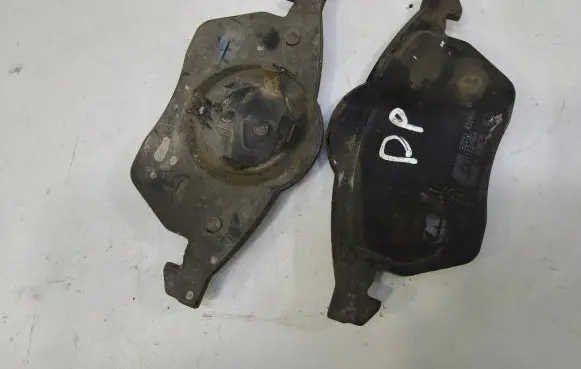 Volkswagen Sharan Brake pads (front) 