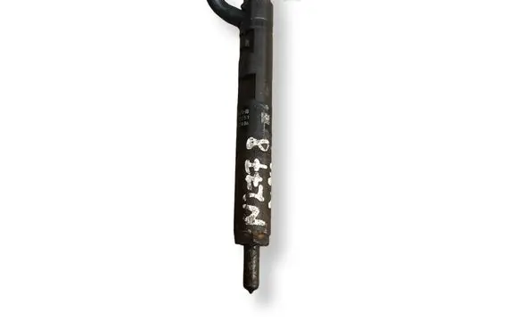 Nissan NV200 Fuel injector H8200421897 166001137R