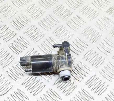 Ford Fiesta Windscreen/windshield washer pump 8A6117K624AA