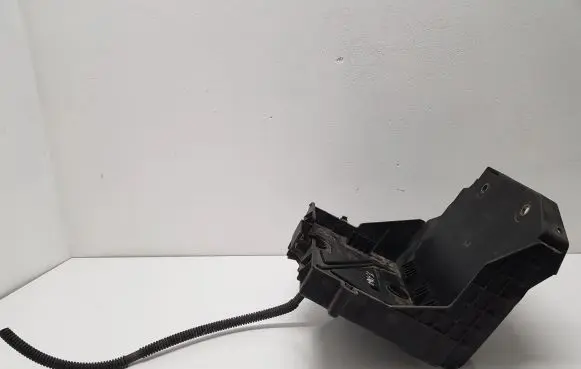 Renault Kangoo II Battery tray 8200870492