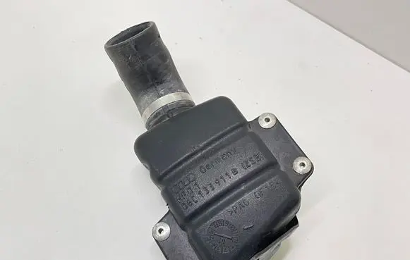 Breather/breather pipe/hose