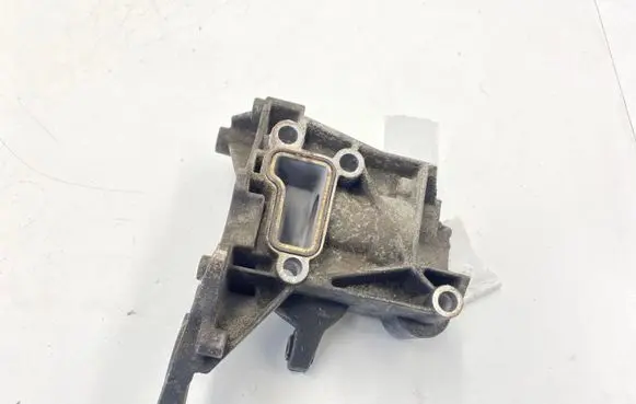Audi A6 S6 C6 4F Power steering pump mounting bracket 059145169AA