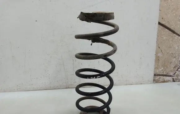 Mitsubishi Colt Rear coil spring