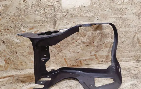 Mercedes-Benz S W220 Headlight/headlamp mounting bracket A2206200572
