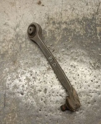 Volkswagen PASSAT B5 Front control arm