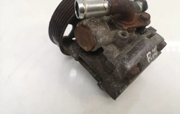 Mitsubishi Outlander Power steering pump 75290819