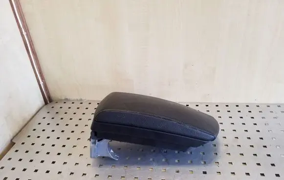 BMW X3 E83 Armrest