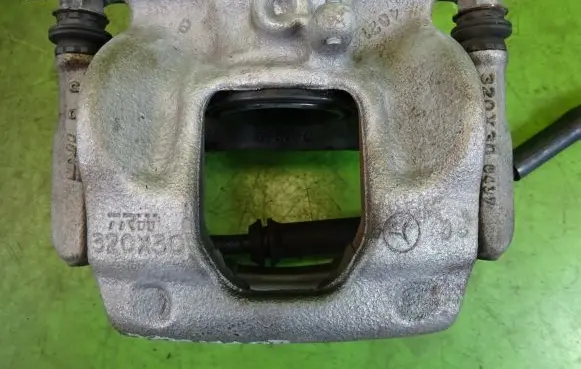 Infiniti Q30 Front brake caliper